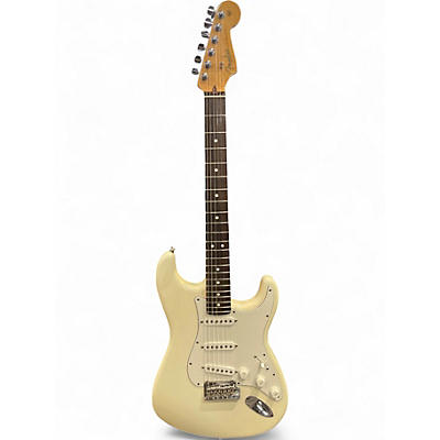 Used Fender American Standard Stratocaster White Solid Body Electric Guitar