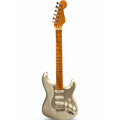 Used Fender American Ultra II Stratocaster Avalanche Solid Body Electric Guitar