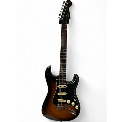 Fender Used Fender American Ultra Luxe Stratocaster 2 Tone Sunburst Solid Body Electric Guitar