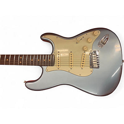 Used Fender American Ultra Luxe Vintage Stratocaster Ice Blue Metallic Solid Body Electric Guitar