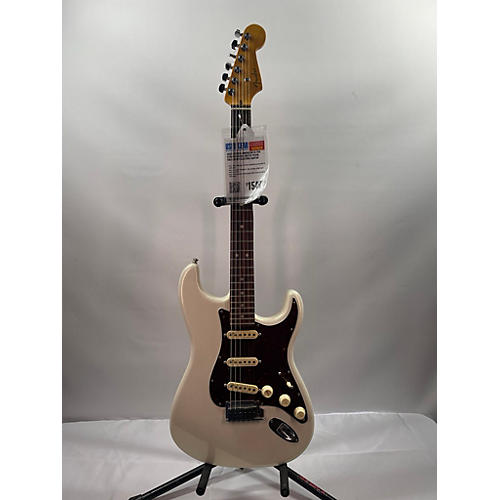 Fender Used Fender American Ultra Stratocaster ARCTIC PEARL Solid Body Electric Guitar aRCTIC PEARL