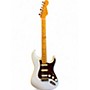 Used Fender American Ultra Stratocaster ARTIC PEARL Solid Body Electric Guitar ARTIC PEARL
