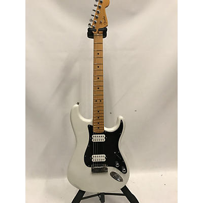 Fender Used Fender American Ultra Stratocaster HSS Arctic Pearl Solid Body Electric Guitar