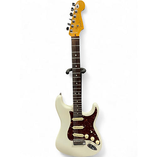 Used Fender American Ultra Stratocaster White Solid Body Electric Guitar White
