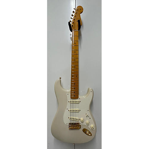 Fender Used Fender American Vintage '57 Mary Kaye Stratocaster White Blonde Solid Body Electric Guitar White Blonde