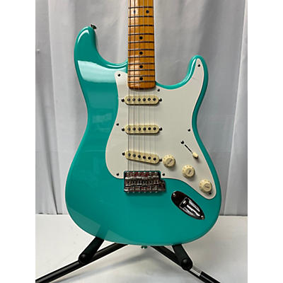 Fender Used Fender American Vintage II 1957 Sea Foam Green Solid Body Electric Guitar