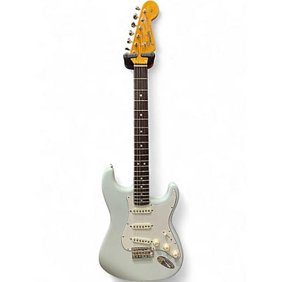 Used Fender American Vintage II 1965 Stratocaster Rosewood Fingerboard Sonic Blue Solid Body Electric Guitar
