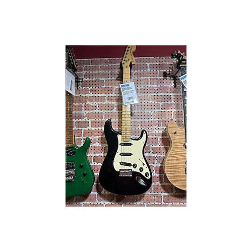 Fender Used Fender Artist Series Billy Corgan Signature Stratocaster Black Solid Body Electric Guitar Black