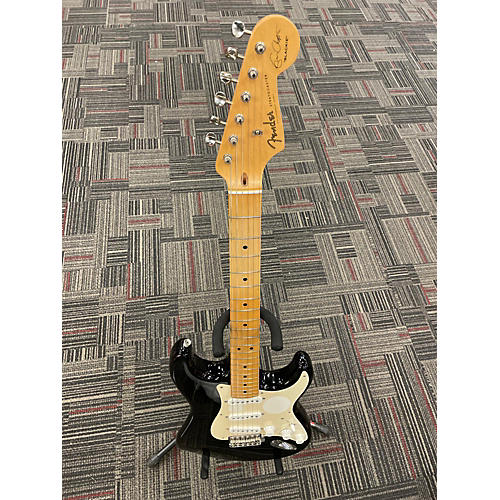 Fender Used Fender Artist Series Eric Clapton Stratocaster Blackie Solid Body Electric Guitar blackie