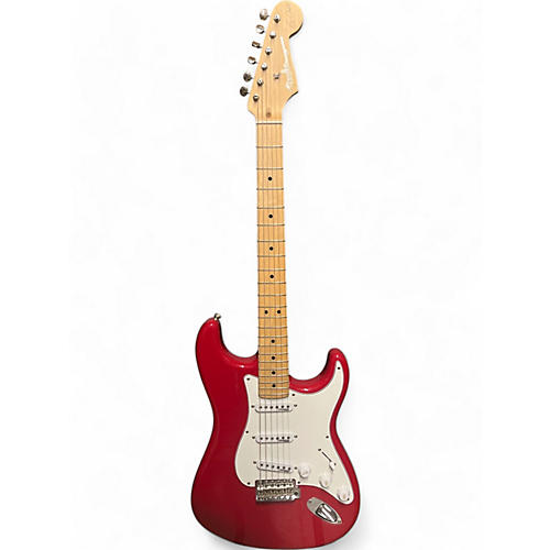 Used Fender Artist Series Eric Clapton Stratocaster Candy Apple Red Solid Body Electric Guitar Candy Apple Red
