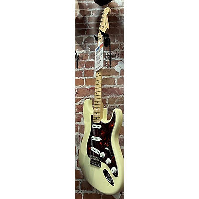 Fender Used Fender Artist Series Eric Clapton Stratocaster Olympic White Solid Body Electric Guitar