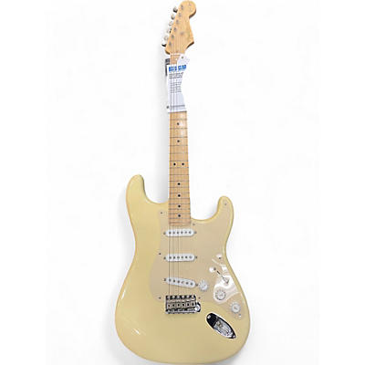 Used Fender Artist Series Eric Clapton Stratocaster Vintage White Solid Body Electric Guitar