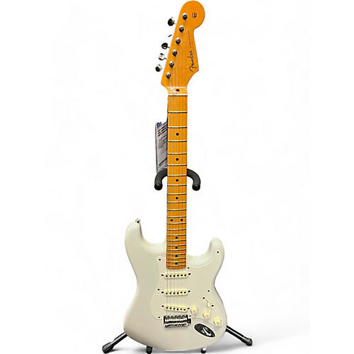 Fender Used Fender Artist Series Eric Johnson Stratocaster White Solid Body Electric Guitar White