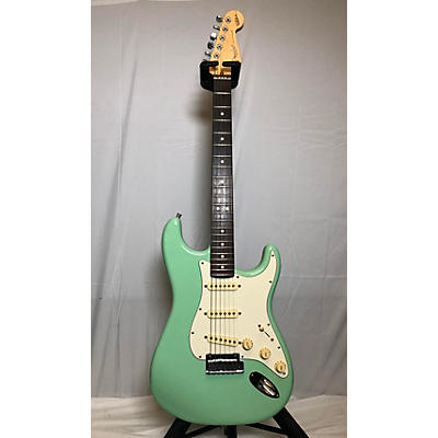 Fender Used Fender Artist Series Jeff Beck Stratocaster Surf Green Solid Body Electric Guitar