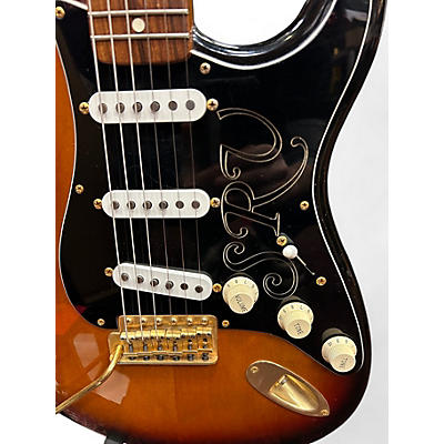 Used Fender Artist Series Stevie Ray Vaughan Stratocaster 3 Color Sunburst Solid Body Electric Guitar