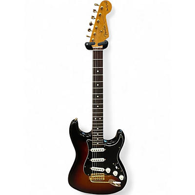 Used Fender Artist Series Stevie Ray Vaughan Stratocaster 3 Color Sunburst Solid Body Electric Guitar