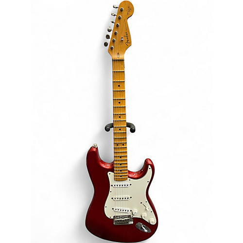 Used Fender Artist Series Yngwie Malmsteen Stratocaster Candy Apple Red Solid Body Electric Guitar Candy Apple Red