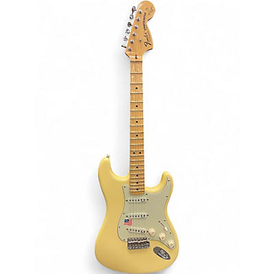 Used Fender Artist Series Yngwie Malmsteen Stratocaster (Made in USA) Classic White Solid Body Electric Guitar