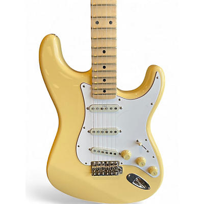 Used Fender Artist Series Yngwie Malmsteen Stratocaster Olympic White Solid Body Electric Guitar