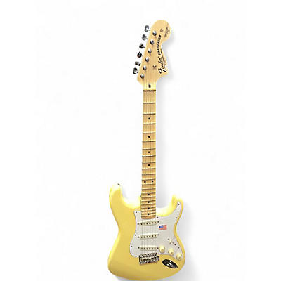 Used Fender Artist Series Yngwie Malmsteen Stratocaster Vintage White Solid Body Electric Guitar