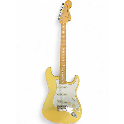 Used Fender Artist Series Yngwie Malmsteen Stratocaster Vintage White Solid Body Electric Guitar