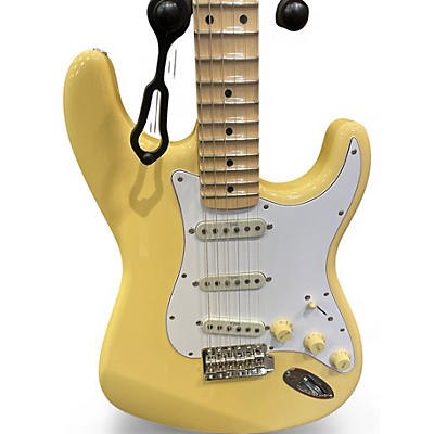 Used Fender Artist Series Yngwie Malmsteen Stratocaster WHITE MAPLE Solid Body Electric Guitar