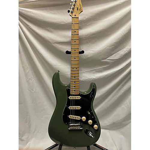 Fender Used Fender Big Apple Stratocaster Antique Olive Solid Body Electric Guitar Antique Olive