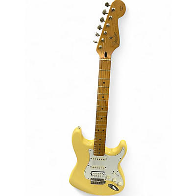 Used Fender California Series Stratocaster Vintage White Solid Body Electric Guitar