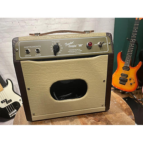 Fender Used Fender Champion 600 5W 1X6 Tube Guitar Combo Amp