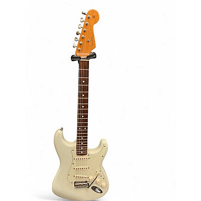 Used Fender Classic Player '60s Stratocaster Sonic Blue Solid Body Electric Guitar