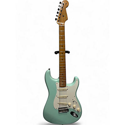 Fender Used Fender Classic Series '50s Stratocaster Surf Green Solid Body Electric Guitar