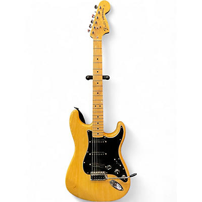 Used Fender Classic Series '70s Stratocaster Butterscotch Solid Body Electric Guitar