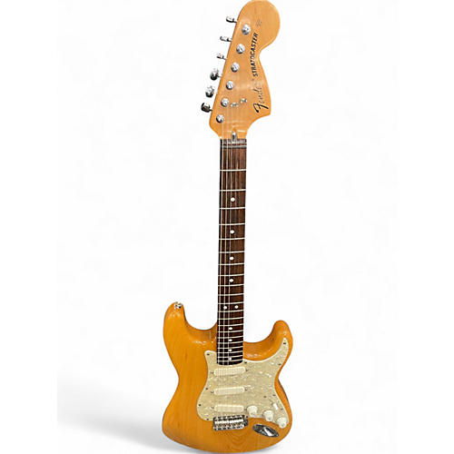 Used Fender Classic Series '70s Stratocaster Natural Solid Body Electric Guitar Natural