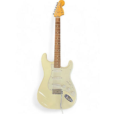 Fender Used Fender Classic Series '70s Stratocaster Olympic White Solid Body Electric Guitar