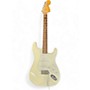 Used Fender Used Fender Classic Series '70s Stratocaster Olympic White Solid Body Electric Guitar Olympic White