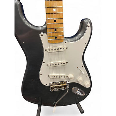 Fender Used Fender Custom Shop 1968 Journeyman Relic Stratocaster Gray Solid Body Electric Guitar