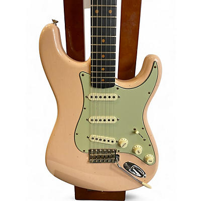 Fender Used Fender Custom Shop Limited Edition Journeyman Stratocaster Relic Shell Pink Solid Body Electric Guitar