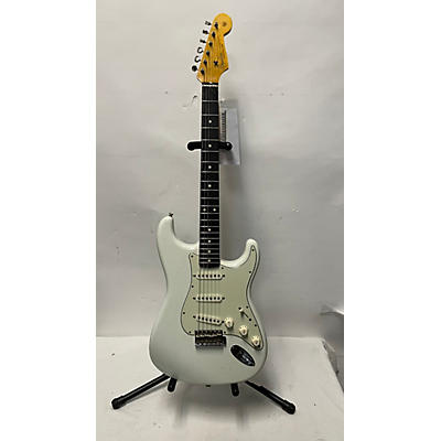 Fender Used Fender Custom Shop Wilcutt True '62 Stratocaster Olympic White Solid Body Electric Guitar