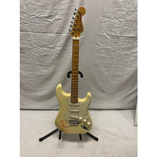 Fender Used Fender Dan Smith Stratocaster Vintage White Solid Body Electric Guitar Vintage White