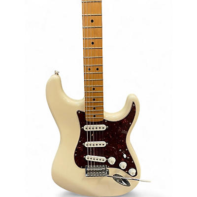 Used Fender Deluxe Lone Star Stratocaster ARCTIC WHITE Solid Body Electric Guitar