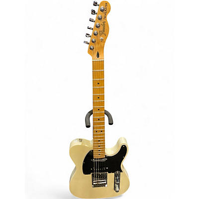 Used Fender Deluxe Nashville Telecaster White Solid Body Electric Guitar