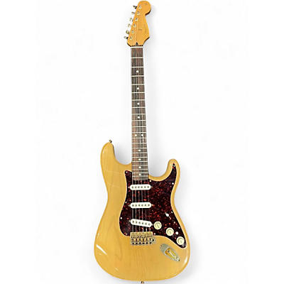 Used Fender Deluxe Players Stratocaster Natural Solid Body Electric Guitar