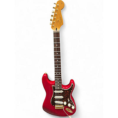 Used Fender Deluxe Stratocaster Candy Apple Red Solid Body Electric Guitar