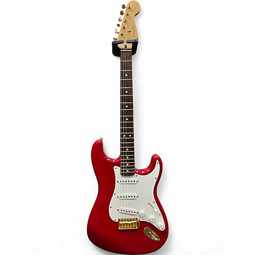 Used Fender Deluxe Stratocaster Crimson Red Trans Solid Body Electric Guitar Crimson Red Trans