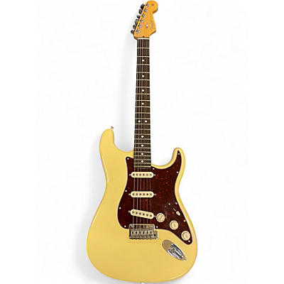 Used Fender FSR American Standard Stratocaster Vintage White Solid Body Electric Guitar