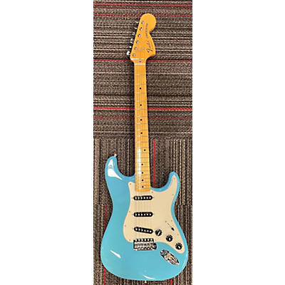 Fender Used Fender International Color Stratocaster Maui Blue Solid Body Electric Guitar