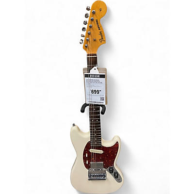Used Fender JAPANESE MUSTANG Vintage White Solid Body Electric Guitar