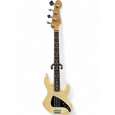 Used Fender JP-90 White Electric Bass Guitar