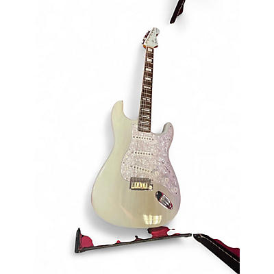 Used Fender Kenny Wayne Shepherd USA Signature Stratocaster Matching Headstock Classic White Solid Body Electric Guitar
