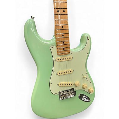 Used Fender LIMITED EDITION PLAYER STRATOCASTER SEA FOAM PEARL Solid Body Electric Guitar